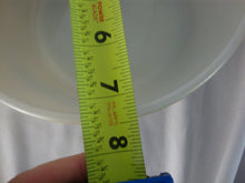 Load image into Gallery viewer, Vintage Pyrex Homestead 1.5 Quart Casserole Bowl with Lid