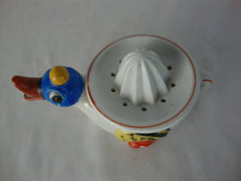 Load image into Gallery viewer, Vintage Japan Smiling Duck Ceramic Child's Orange Reamer Juicer