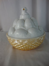 Load image into Gallery viewer, Vintage Westmoreland Chick on Egg Pile Nest Trinket Dish