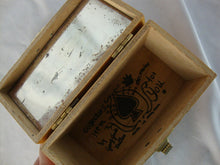 Load image into Gallery viewer, Vintage Gary Gail Dallas Flower Cart Motif Mini Box Purse with Lucite Handle