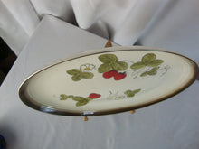 Load image into Gallery viewer, Vintage Metlox Poppytrail Strawberry Ceramic Oval Serving Platter