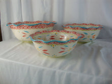 Load image into Gallery viewer, Vintage Temptation Old World Springfetti Scallop Edge Mixing Serving Bowls Set of 3