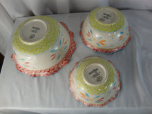 Load image into Gallery viewer, Vintage Temptation Old World Springfetti Scallop Edge Mixing Serving Bowls Set of 3