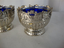 Load image into Gallery viewer, Vintage Raimond Silverplate Salt Cellars with Cobalt Blue Glass Insert Cup Set of 4