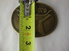 Load image into Gallery viewer, 1987 Philip Morris Marlboro Steer Oval Belt Buckle