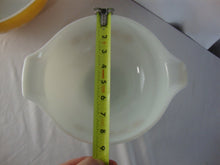 Load image into Gallery viewer, Vintage Pyrex Butterfly Gold 1979 - 1981 Cinderella two mixing bowl set
