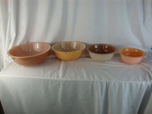 Load image into Gallery viewer, Vintage Pyrex Autumn Rainbow Nesting Mixing Bowl Set of 4