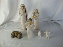 Load image into Gallery viewer, 1999 Willow Tree Nativity Carved Wood Set of 6 Piece Set with Box