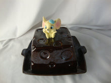 Load image into Gallery viewer, Vintage Ceramic Cheese Mouse on Brown Ceramic Swiss Cheese Plate with Dome Lid