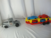 Load image into Gallery viewer, Vintage Thomas Mfg Thomas Express Molded Plastic Toy Car Carrier with Car Hauler with Toy Cars