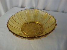 Load image into Gallery viewer, Vintage Anchor Hocking Country Garden Sunflower Amber Glass Serving Bowl