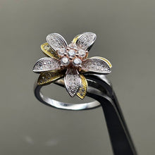 Load image into Gallery viewer, Ring, Sterling Silver, Flower with Yellow and Rose Gold Accent, White Topaz, Petals Move, Size 10 1/4