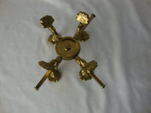 Load image into Gallery viewer, Vintage Brass Victorian Style Expandable Pot Planter Trivet Stand