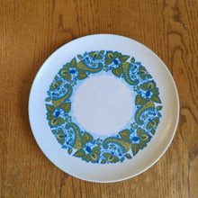Load image into Gallery viewer, Retro Melmac Blue/Avocado Green Floral (6) Dinner Plates and (1) Rectangle Serving Platter
