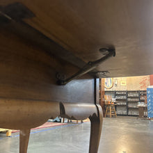 Load image into Gallery viewer, Hammary Double Drop Leaf End Table