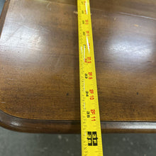 Load image into Gallery viewer, Hammary Double Drop Leaf End Table