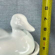 Load image into Gallery viewer, Vintage California Potter Nesting Duck Covered Casserole