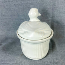 Load image into Gallery viewer, Vintage California Potter Nesting Duck Covered Casserole