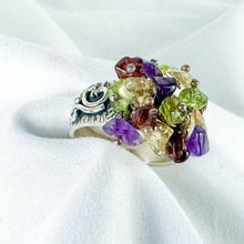 Load image into Gallery viewer, Vintage Ana Silver Co. Semi-Precious Gem Cluster Artist Ring, Size 9