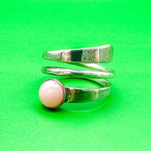 Load image into Gallery viewer, Vintage Dominique Dinouart DDD Sterling Silver Rose Quartz Wrap Band Ring, Size 9