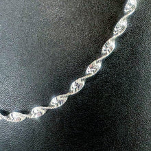 Load image into Gallery viewer, Vintage 18 inch Sterling Silver Twisted Herringbone Chain Necklace