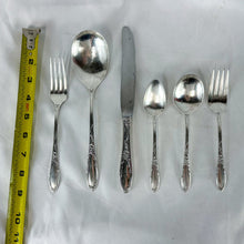 Load image into Gallery viewer, Vintage Oneida Heirloom Sterling Silver Virginia Pattern Flatware Set, 30 pcs.