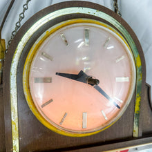 Load image into Gallery viewer, 1982 Budweiser Hanging Light-Up Clydesdale Coach Bar Clock