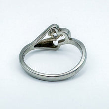 Load image into Gallery viewer, Vintage Sterling Silver Clear Stone Ring, Size 8