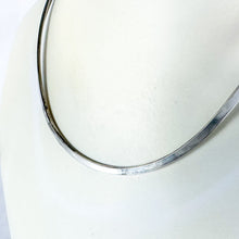 Load image into Gallery viewer, Vintage Sterling Silver Solid Narrow Band Open-Back Choker