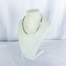 Load image into Gallery viewer, Vintage Sterling Silver Solid Narrow Band Open-Back Choker