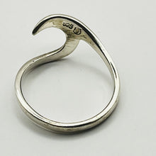 Load image into Gallery viewer, Ring, Sterling Silver Wave, Size 8.25