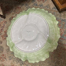 Load image into Gallery viewer, 1985 Fitz & Floyd Lettuce Leaf Chip & Dip Set