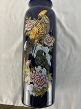 Load image into Gallery viewer, Beautiful Decorative Kutani Cobalt Blue Vase with Pheasant