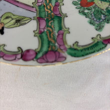 Load image into Gallery viewer, Beautiful Gold Trim Plate, Rose Medallion with lovely scenes