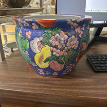 Load image into Gallery viewer, Koi Pot, Vegetable Design