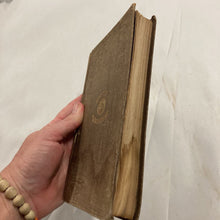 Load image into Gallery viewer, 1857 Artist and Tradesman's Companion - Varnisher's Guide: Stringer and Townsend