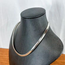 Load image into Gallery viewer, Vintage MR Sterling Solid Sterling Silver Choker Band