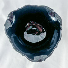Load image into Gallery viewer, 1930s L.E. Smith Black Glass Tripod Bowl