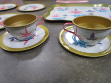 Load image into Gallery viewer, 1950's Ohio Art Tin Litho Tulip and Leaf Children's Play Breakfast Set