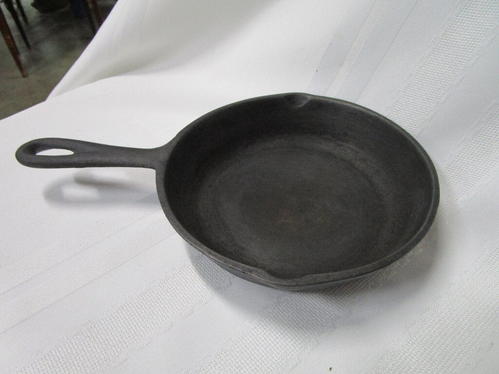Vintage No. 3 5D Small Cast Iron Skillet 6 1/2 With Heat Ring Nice Little  Pan