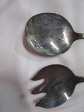 Load image into Gallery viewer, King Edward Silverplate Holiday Pattern Salad Serving Fork and Spoon Set with Original Box