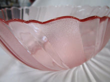 Load image into Gallery viewer, Vintage Vereco France Pink Swirl Glass Serving Bowl