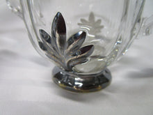Load image into Gallery viewer, Vintage Clear Glass Leaf Motif Creamer and Sugar Set