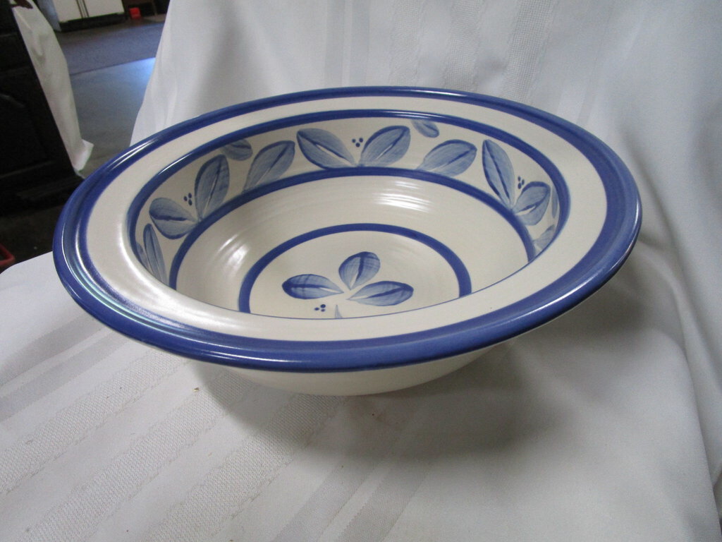 Pfaltzgraff serving clearance bowls