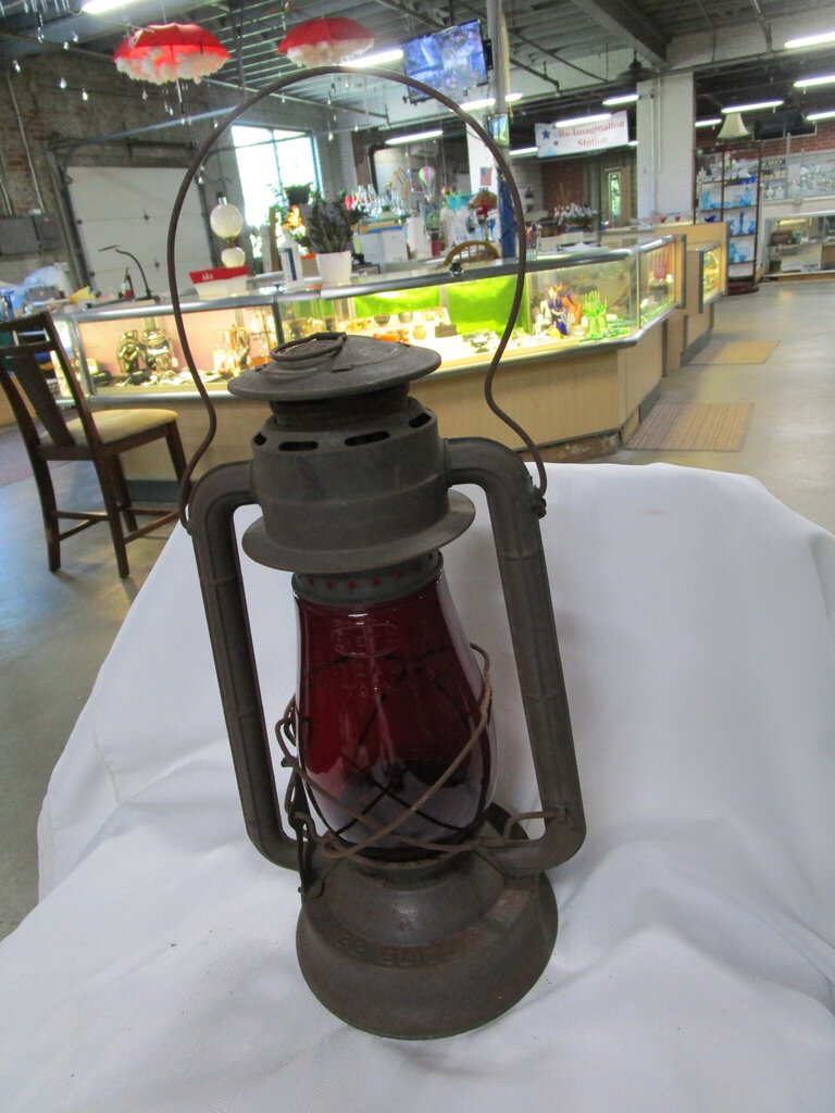 Vintage Dietz No. 2 Blizzard Red Globe Oil Railroad Lantern