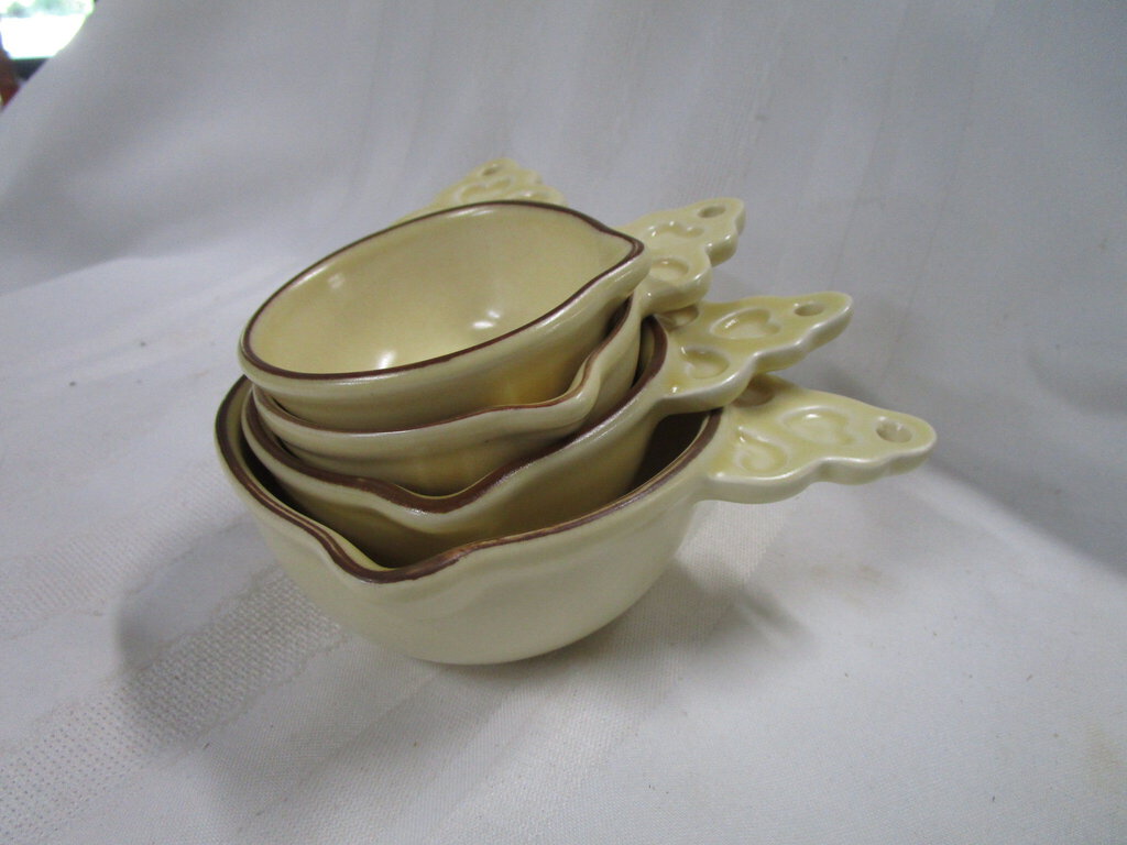 Village (Made in USA) 1/3 Cup Measuring Cup with Spout by Pfaltzgraff