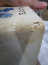 Load image into Gallery viewer, Retro Kitchen Wood Nesting Canister Set with Lids and Salt/Pepper Shaker Set