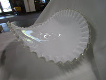 Load image into Gallery viewer, Vintage Fenton Art Glass Silver Crest Banana Bowl