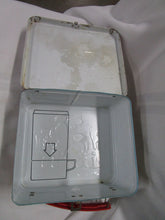 Load image into Gallery viewer, 1980 Aladdin Walt Disney's Wonderful World Metal Lunchbox No Thermos