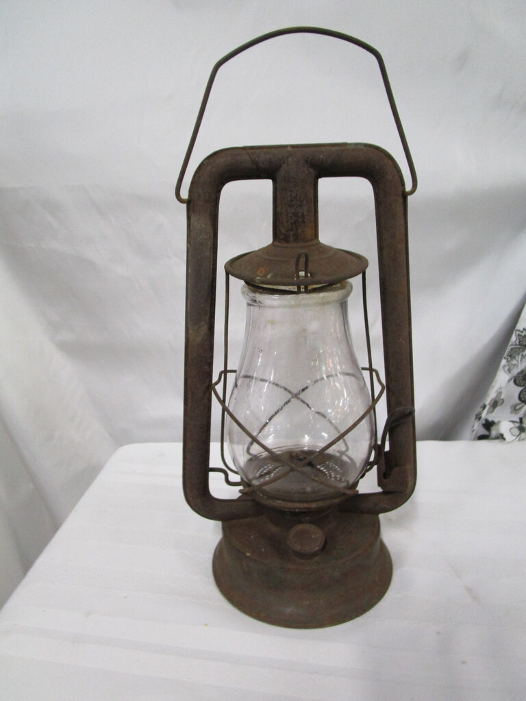 Vintage Embury Supreme Metal and Glass Railroad Lantern